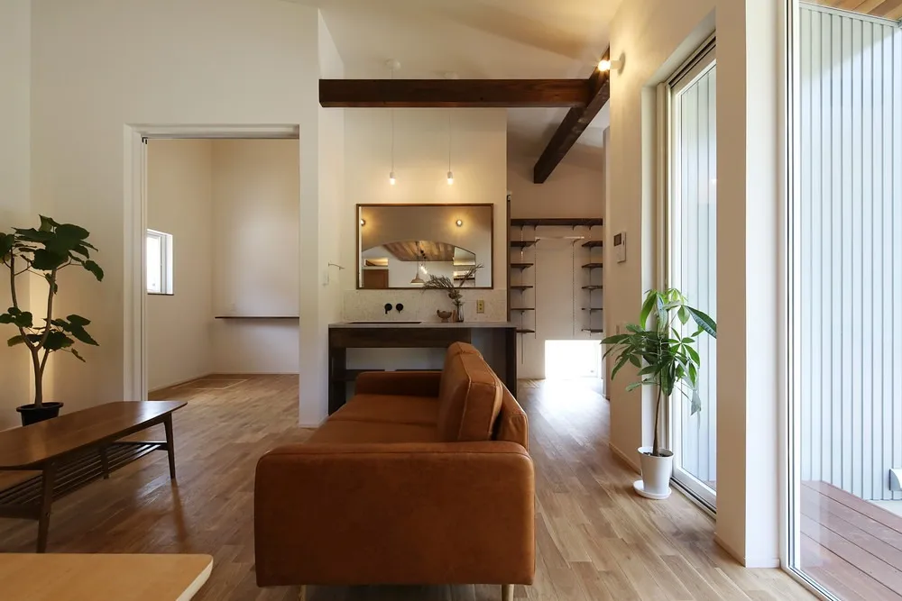 トーンを抑えた落ち着いた空間